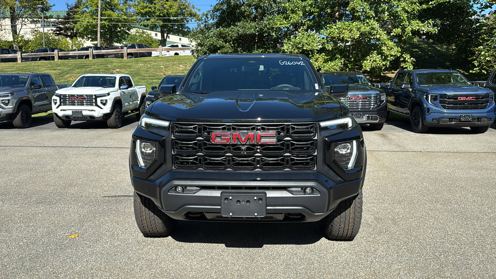 New 2026 GMC Canyon Elevation w/ Convenience Package image 3