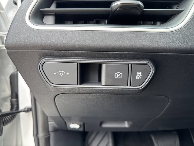 New 2026 Kia K4 FWD image 25