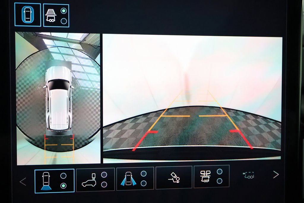 Used 2026 GMC Yukon AT4 Ultimate image 36