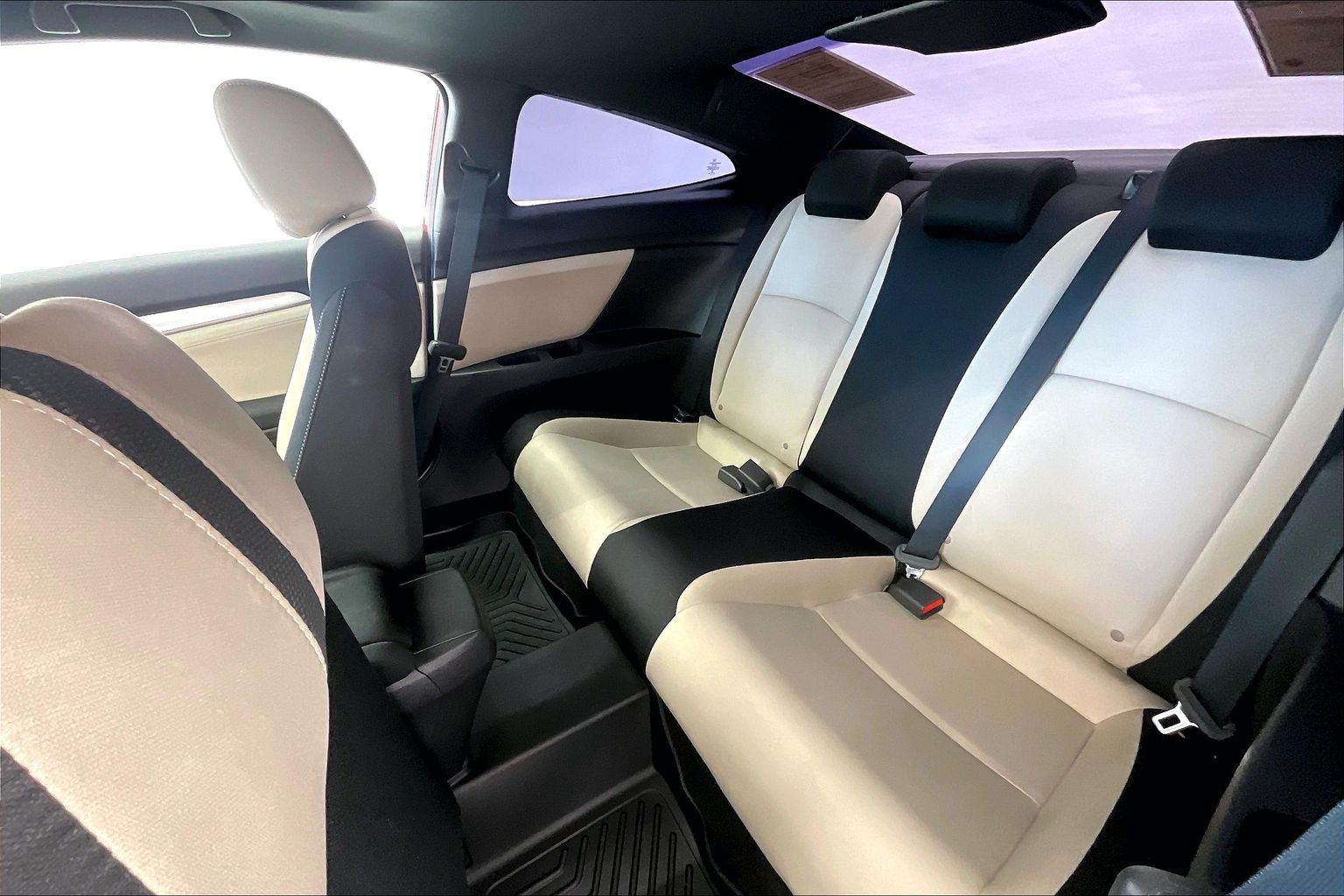 Used 2018 Honda Civic EX-T image 19