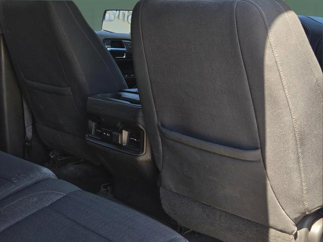 Used 2021 Chevrolet Silverado 1500 LT Trail Boss w/ Convenience Package II AWD/4WD image 29