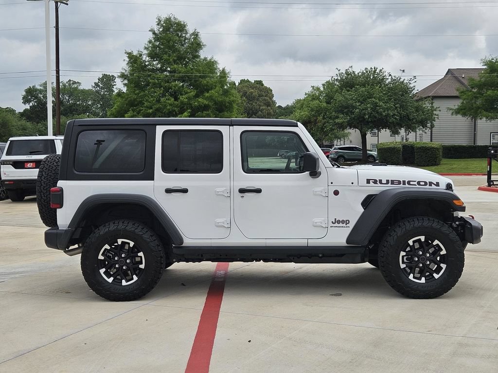 Used 2026 Jeep Wrangler Unlimited Rubicon AWD/4WD image 9