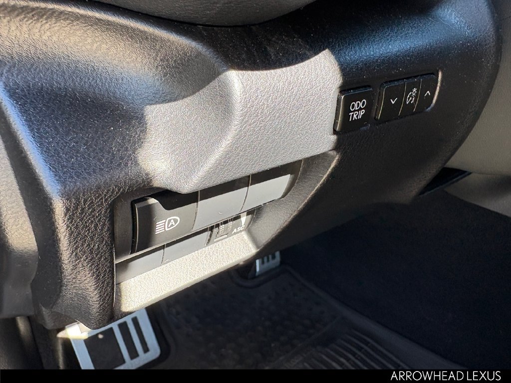 Used 2021 Lexus IS 350 F Sport w/ Navigation Package RWD image 19