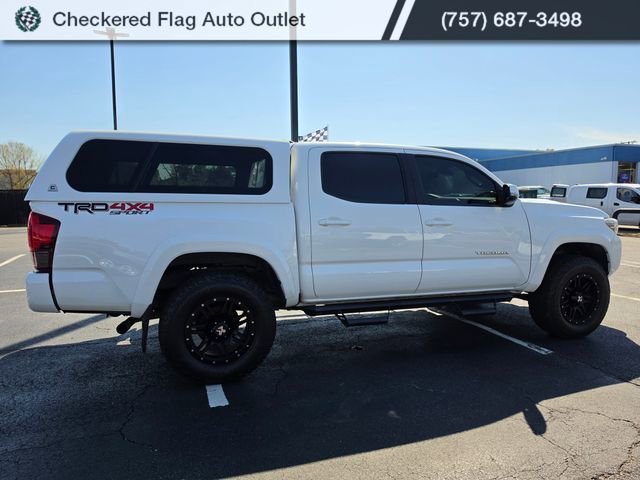Used 2018 Toyota Tacoma TRD Sport image 8
