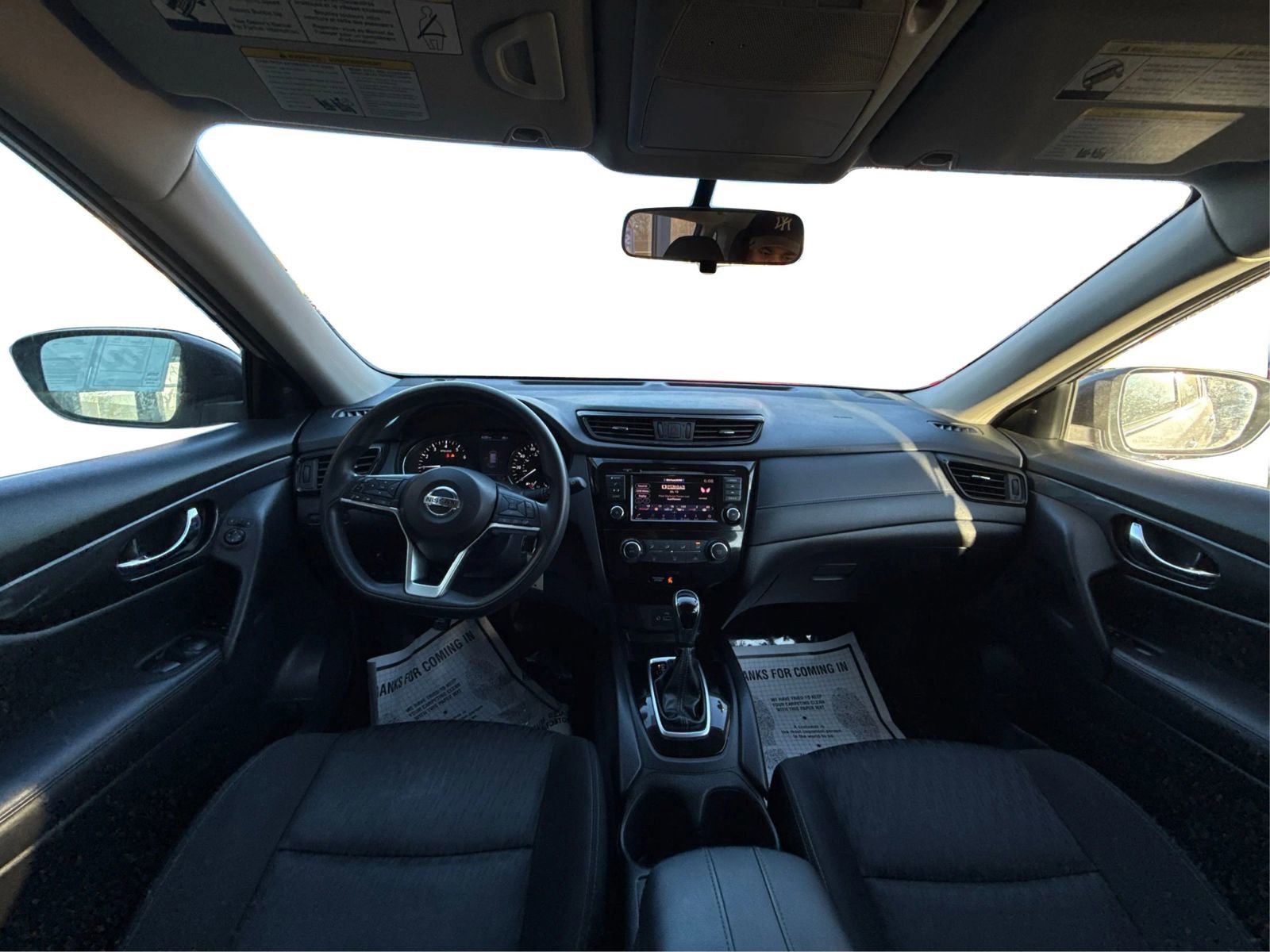 Used 2018 Nissan Rogue S image 23