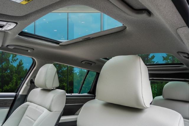 New 2027 Hyundai Santa Fe Limited FWD image 11