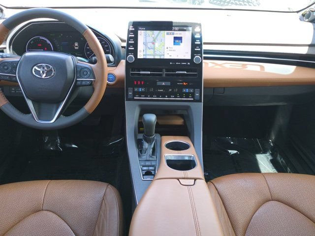 Used 2019 Toyota Avalon Limited FWD image 14