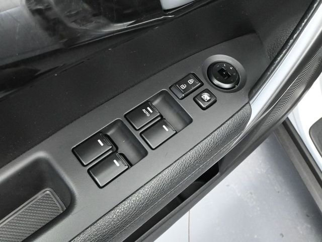 Used 2015 Kia Sorento LX image 19