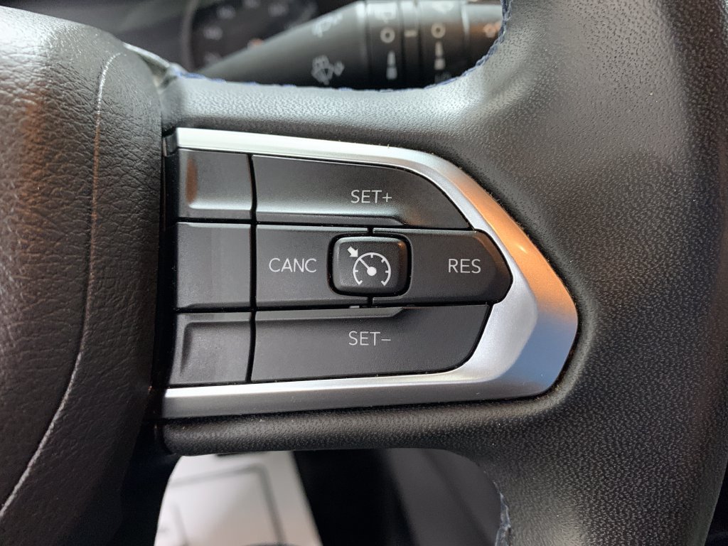 Used 2022 Jeep Compass Latitude AWD/4WD image 23