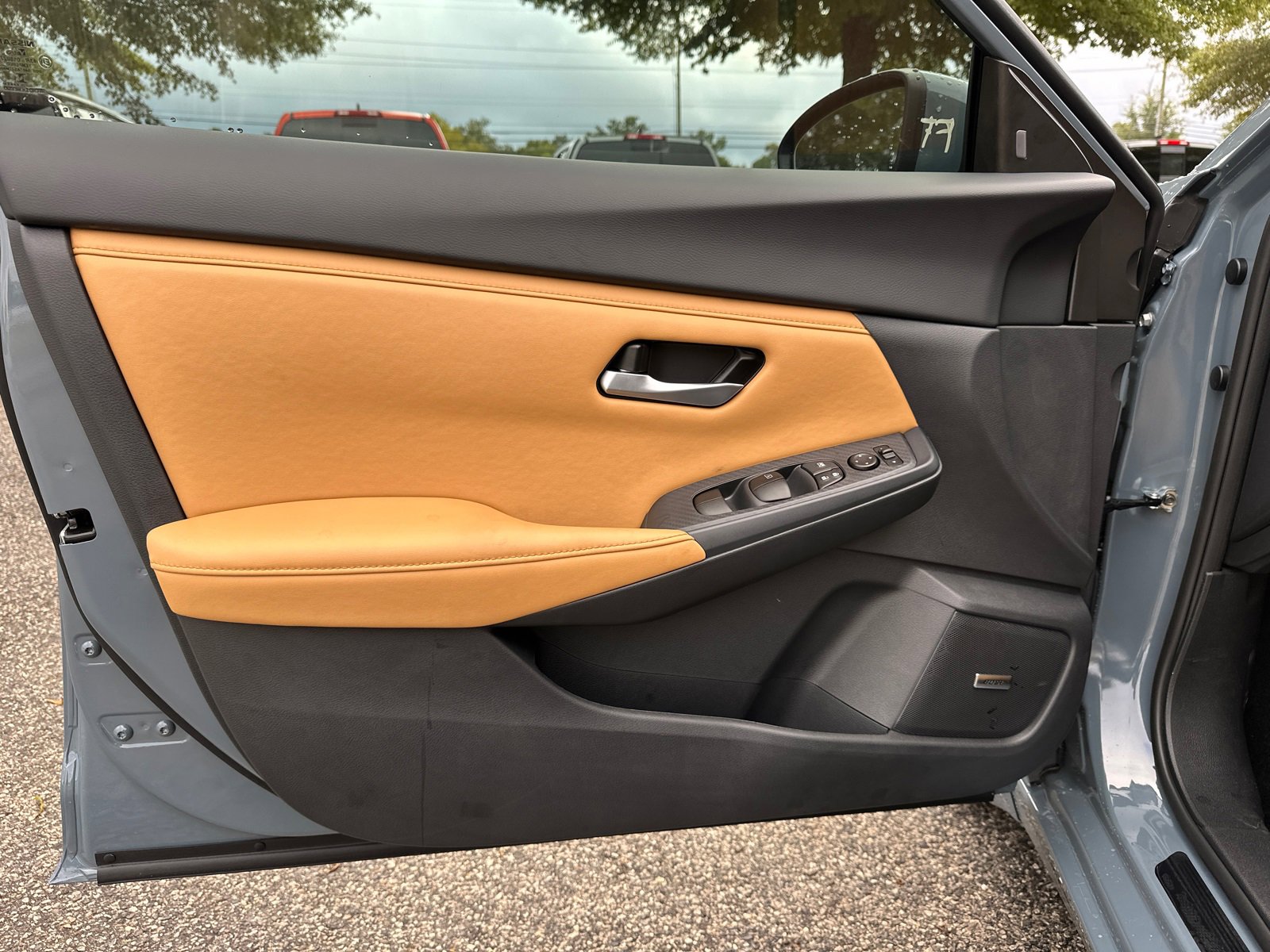 New 2025 Nissan Sentra SV w/ SV Premium Package image 10