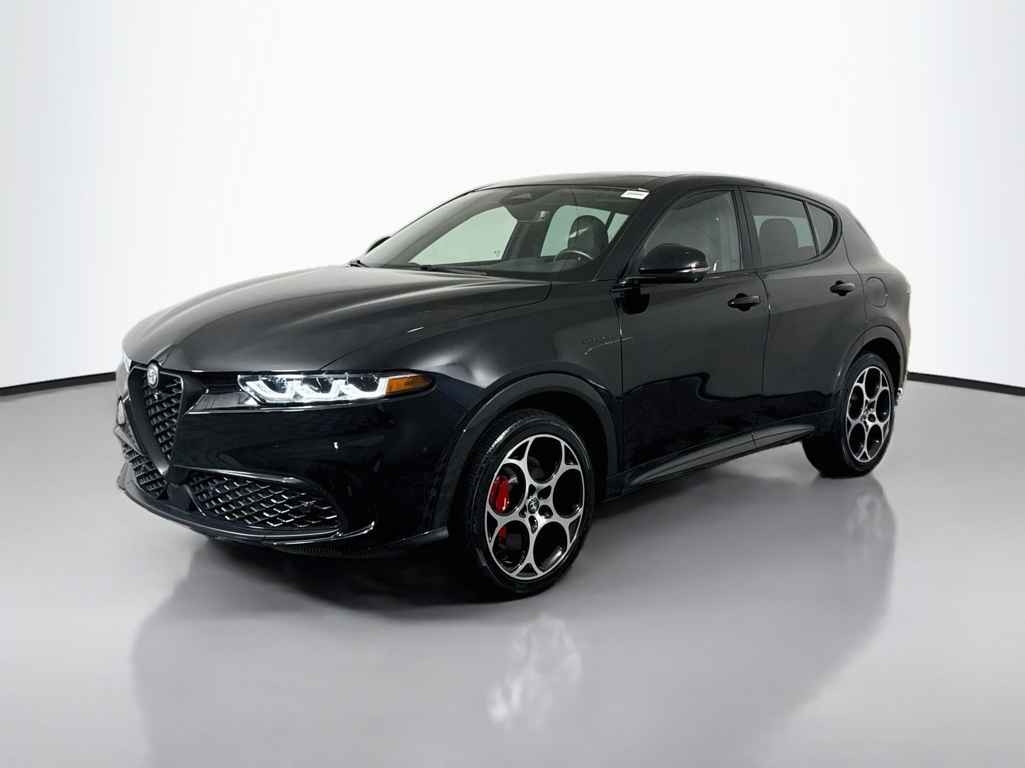 Used 2024 Alfa Romeo Tonale Veloce AWD/4WD image 4