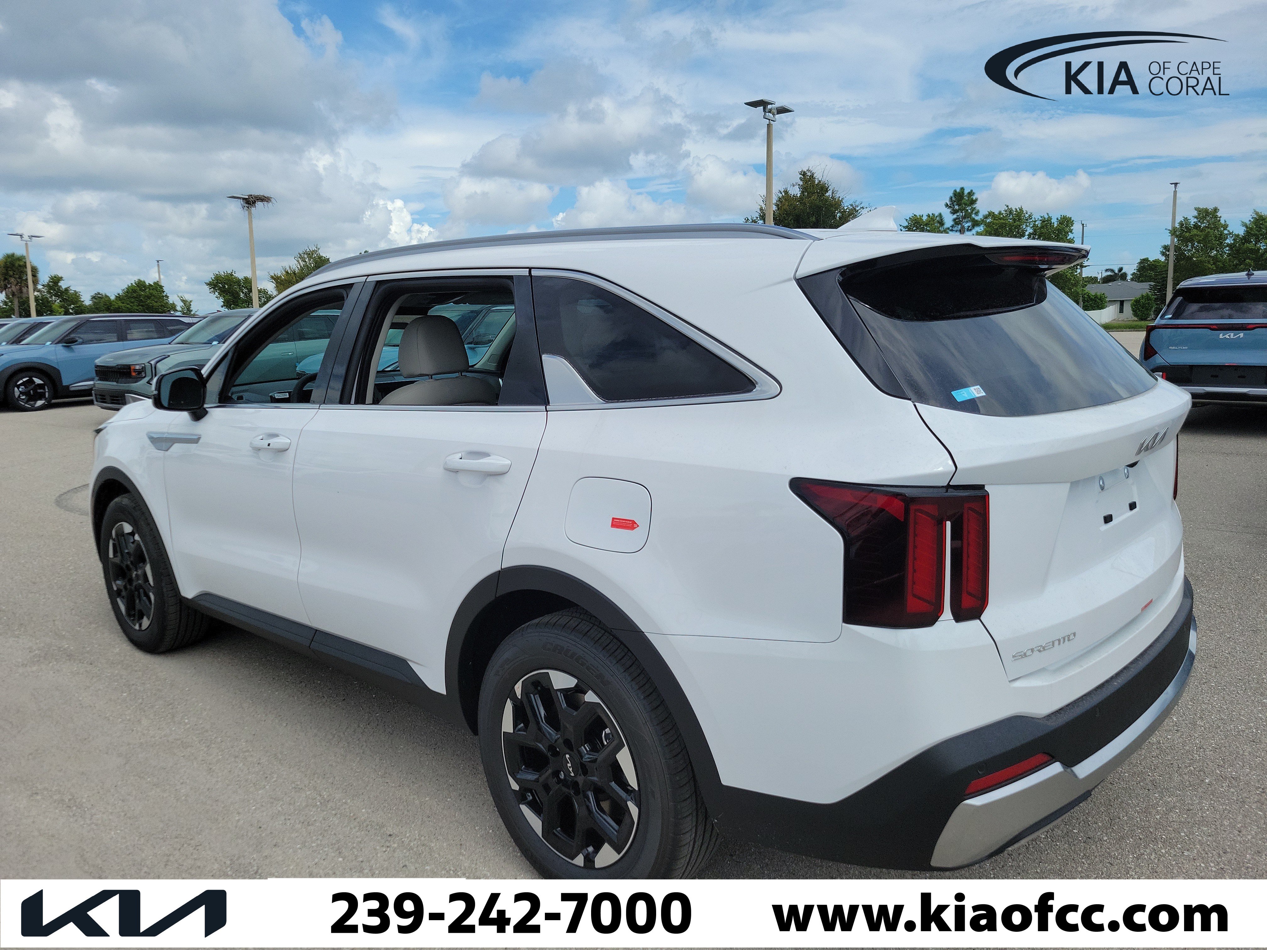 New 2026 Kia Sorento S FWD image 7
