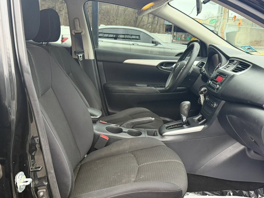 Used 2016 Nissan Sentra S image 21