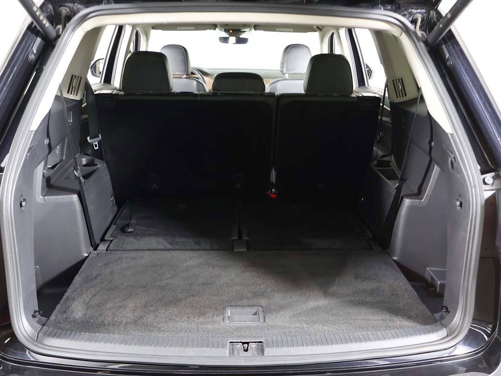 Used 2024 Volkswagen Atlas SE image 19