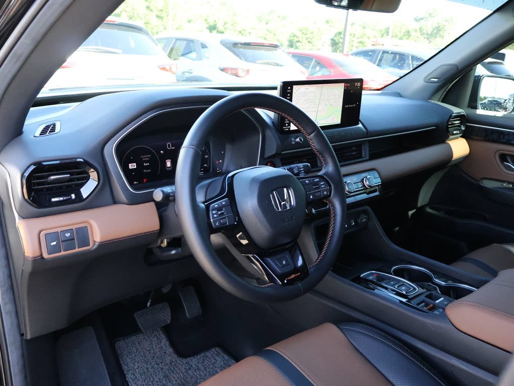 Certified 2026 Honda Passport TrailSport Elite image 17