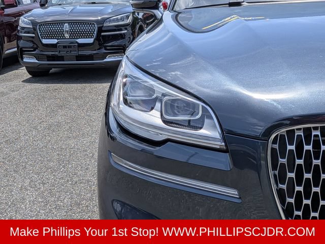 Used 2023 Lincoln Aviator Reserve w/ Equipment Group 201A RWD image 9