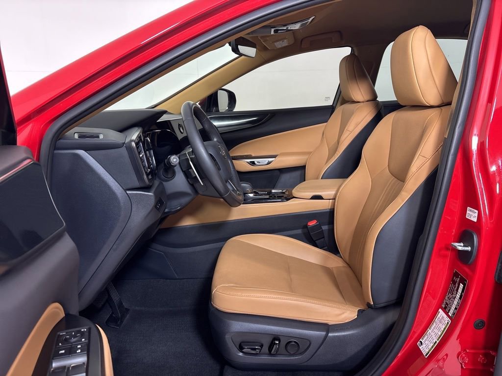 Used 2024 Lexus NX 250 250 Base w/ Towing Package (2000 Lbs) image 14