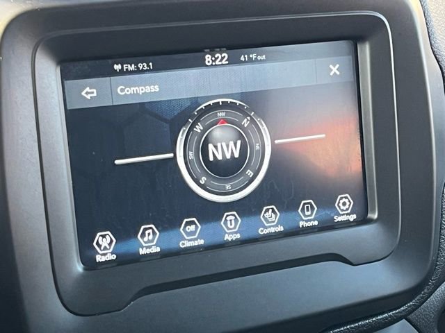 Used 2020 Jeep Renegade Latitude w/ Cold Weather Group image 16