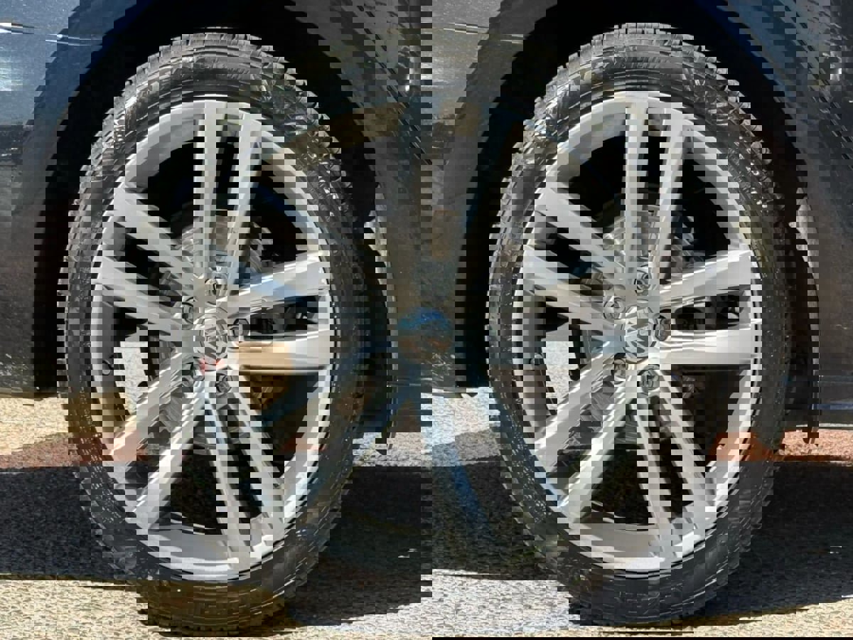 Used 2017 Volkswagen Passat 1.8T R-Line image 31