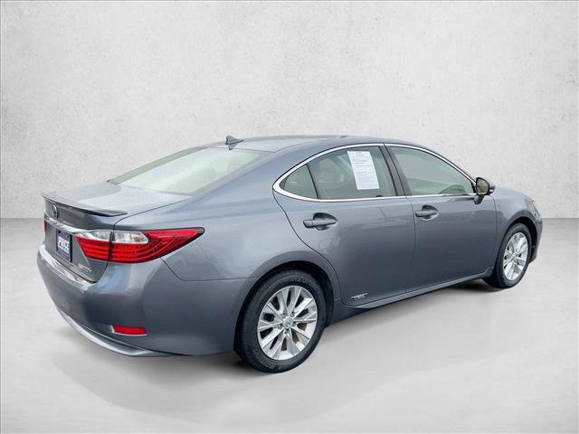 Used 2013 Lexus ES 300h Hybrid image 5