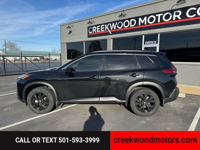 Used 2023 Nissan Rogue SV w/ SV Premium B Package image 6