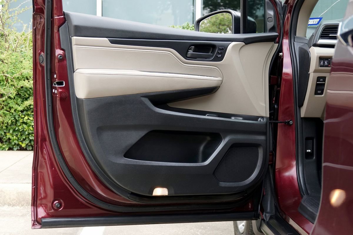 Used 2018 Honda Odyssey EX-L image 38