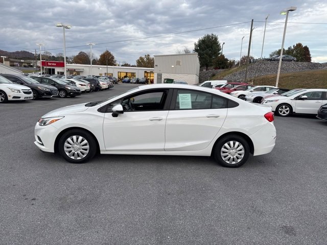 Used 2017 Chevrolet Cruze LS image 5