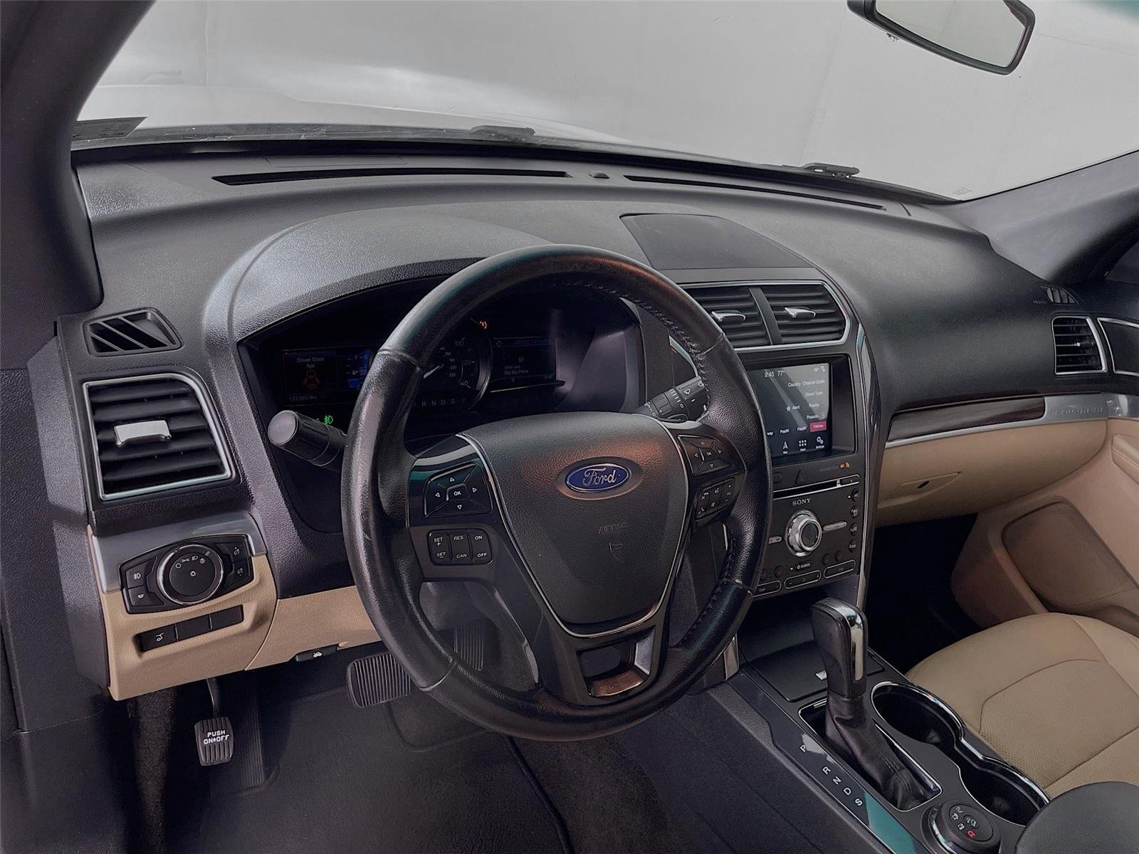 Used 2017 Ford Explorer Limited AWD/4WD image 13