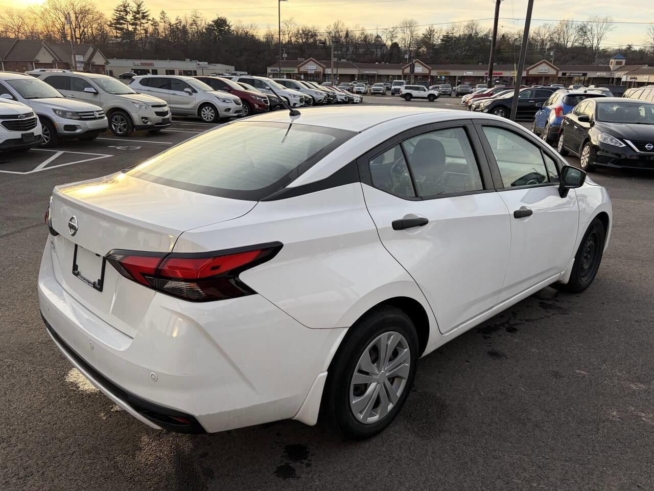 Used 2021 Nissan Versa S image 11