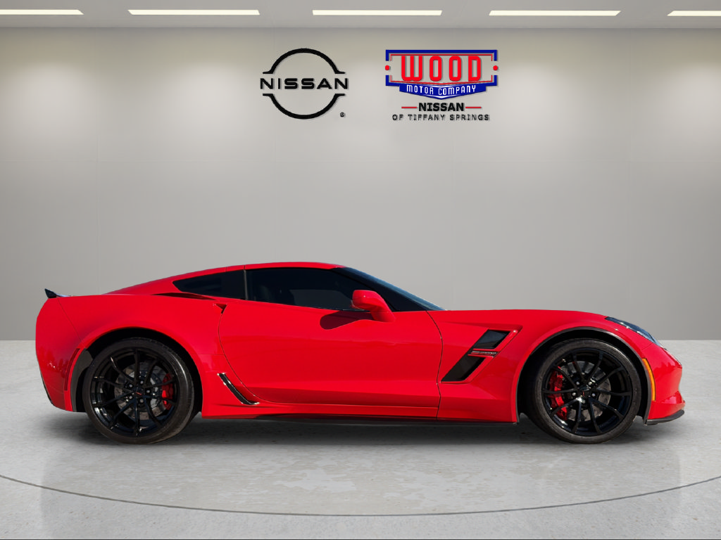 Used 2019 Chevrolet Corvette Grand Sport RWD image 2