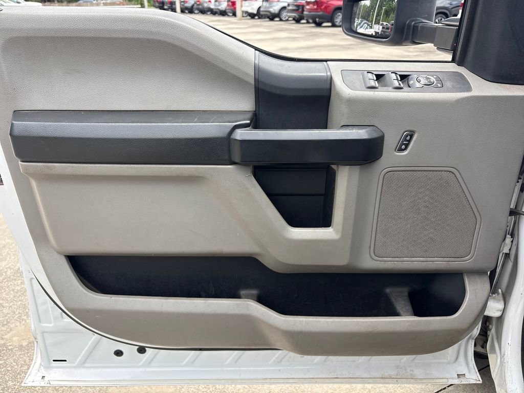 Used 2020 Ford F250 XL w/ STX Appearance Package AWD/4WD image 16
