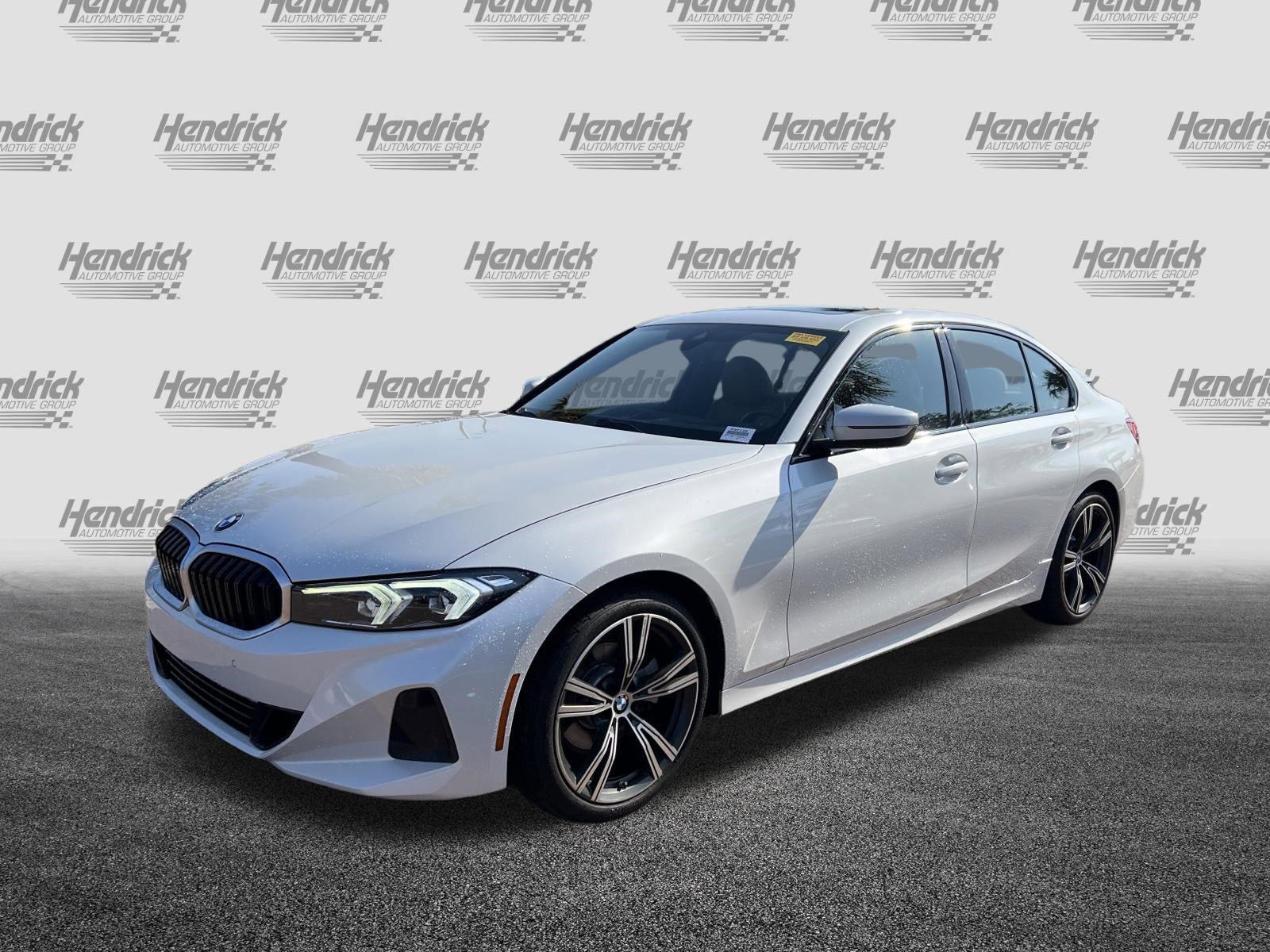 Certified 2023 BMW 330i Sedan w/ Premium Package image 5