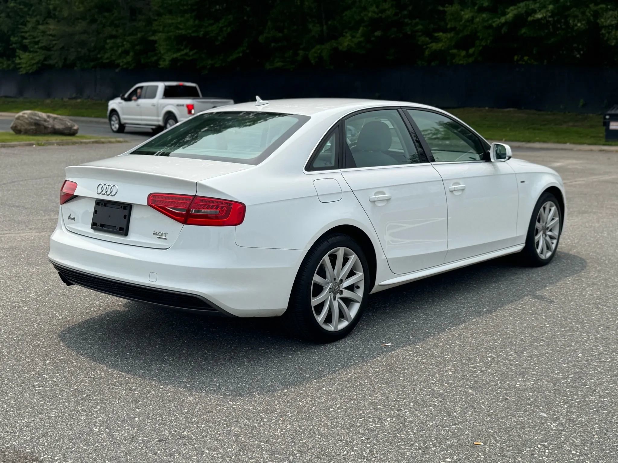Used 2014 Audi A4 2.0T Premium w/ Audi MMI Navigation image 6
