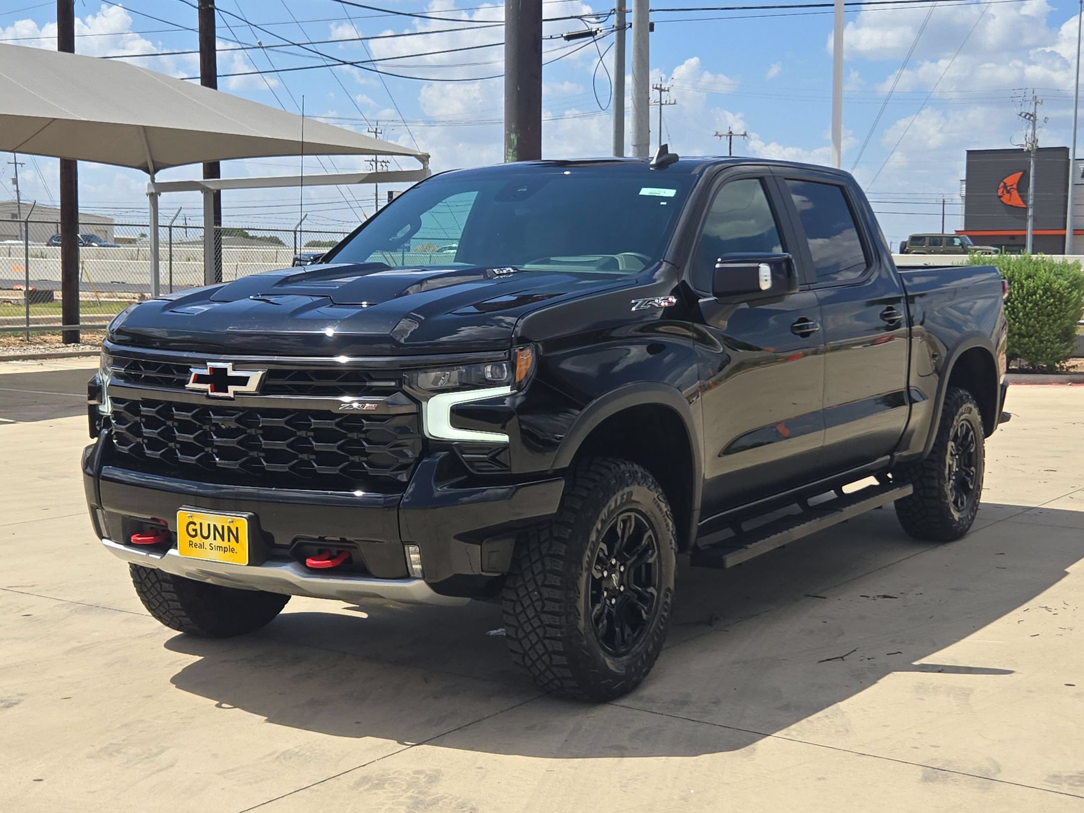 Certified 2023 Chevrolet Silverado 1500 ZR2 w/ Technology Package AWD/4WD image 7
