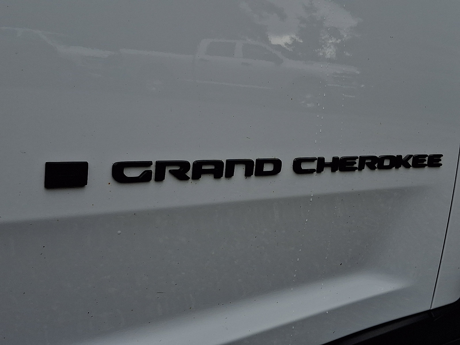 Used 2025 Jeep Grand Cherokee Limited w/ Luxury Tech Group II AWD/4WD image 29