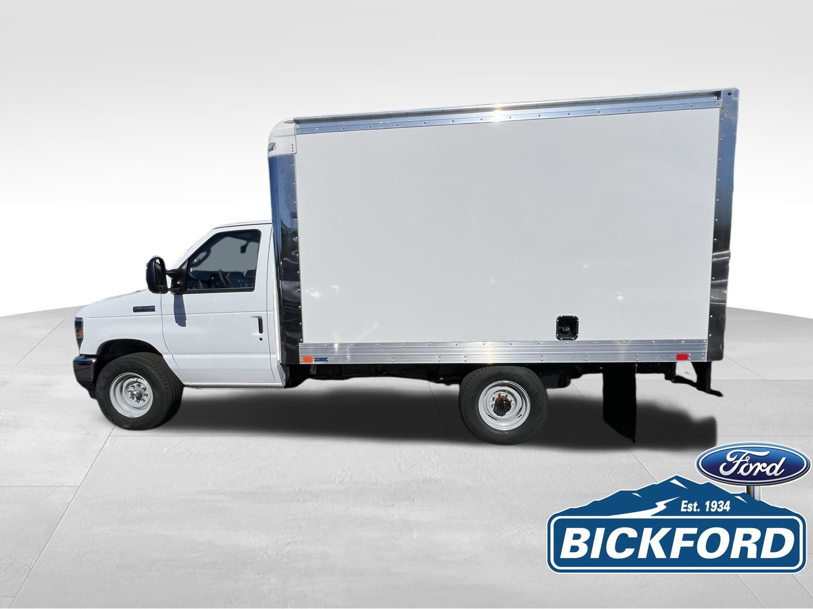 New 2026 Ford E-350 and Econoline 350 Super Duty w/ Interior Upgrade Package image 9