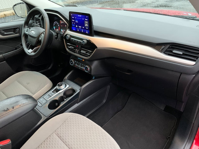Used 2022 Ford Escape SE w/ Cold Weather Package AWD/4WD image 11