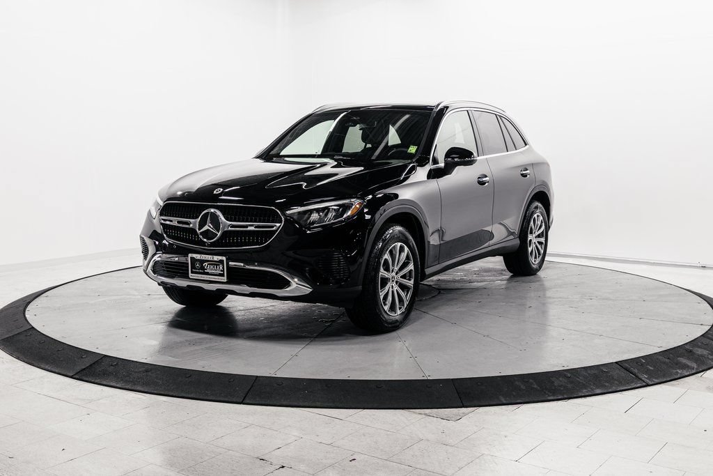 Used 2026 Mercedes-Benz GLC 300 4MATIC image 3