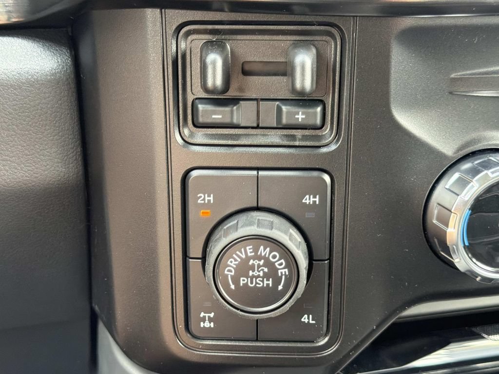 New 2026 Ford F250 Lariat w/ Tremor Off-Road Package AWD/4WD image 21