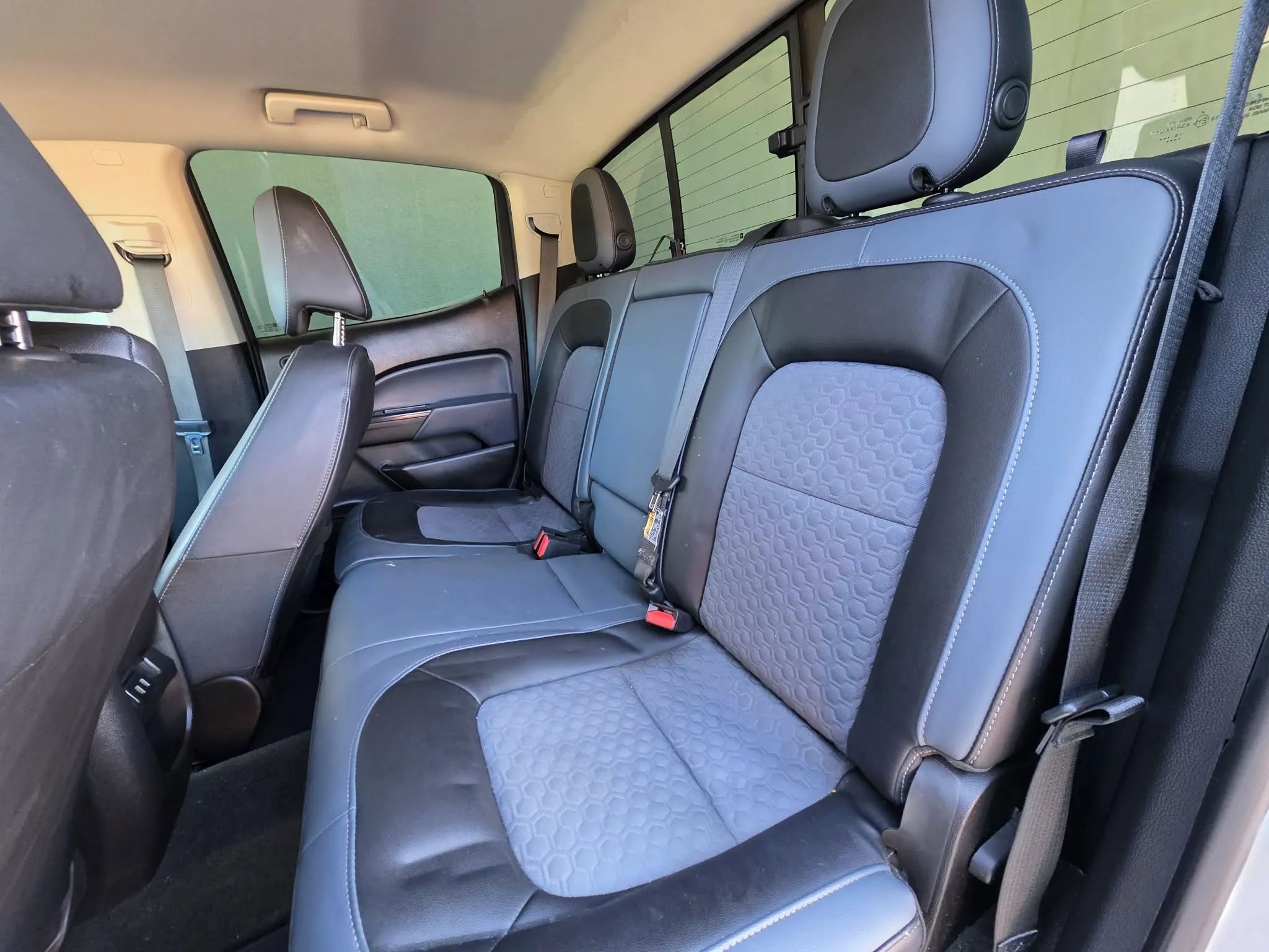 Used 2016 Chevrolet Colorado Z71 image 11