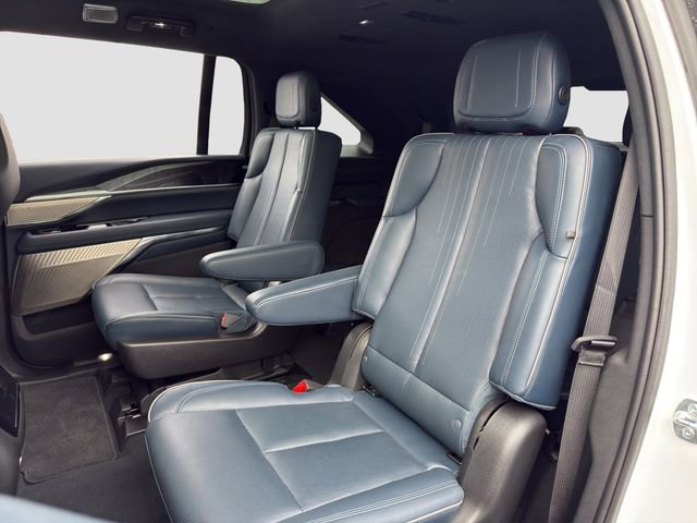 Used 2025 Cadillac Escalade IQ Sport 2 image 13