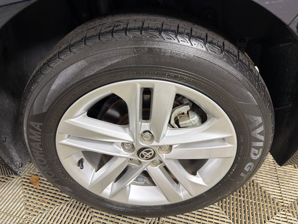 Used 2021 Toyota Corolla SE image 19