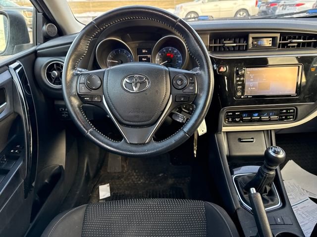 Used 2018 Toyota Corolla iM image 13