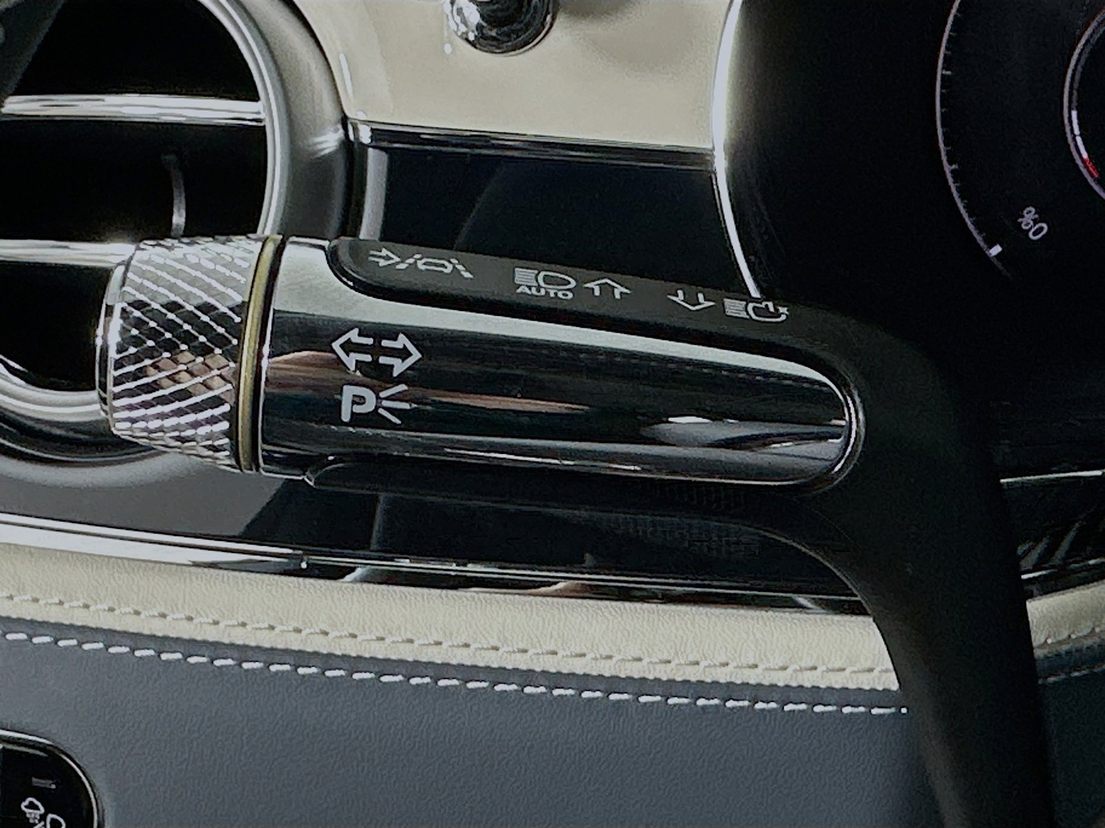New 2026 Bentley Flying Spur Plug-In Hybrid AWD/4WD image 23