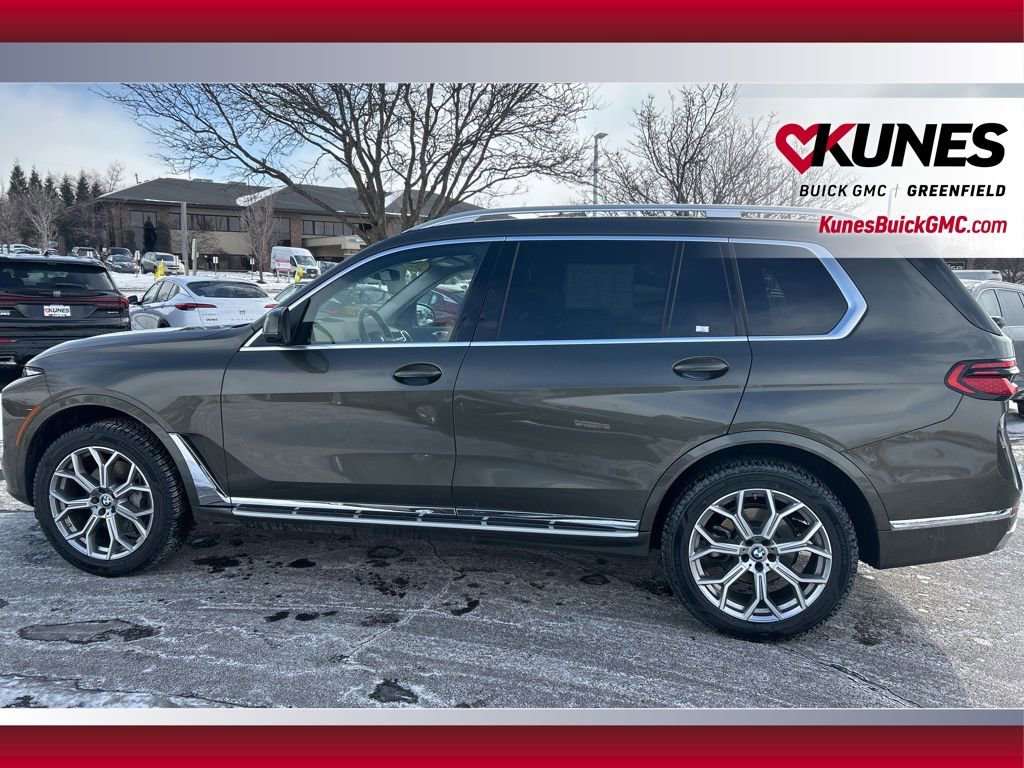 Used 2025 BMW X7 xDrive40i image 10