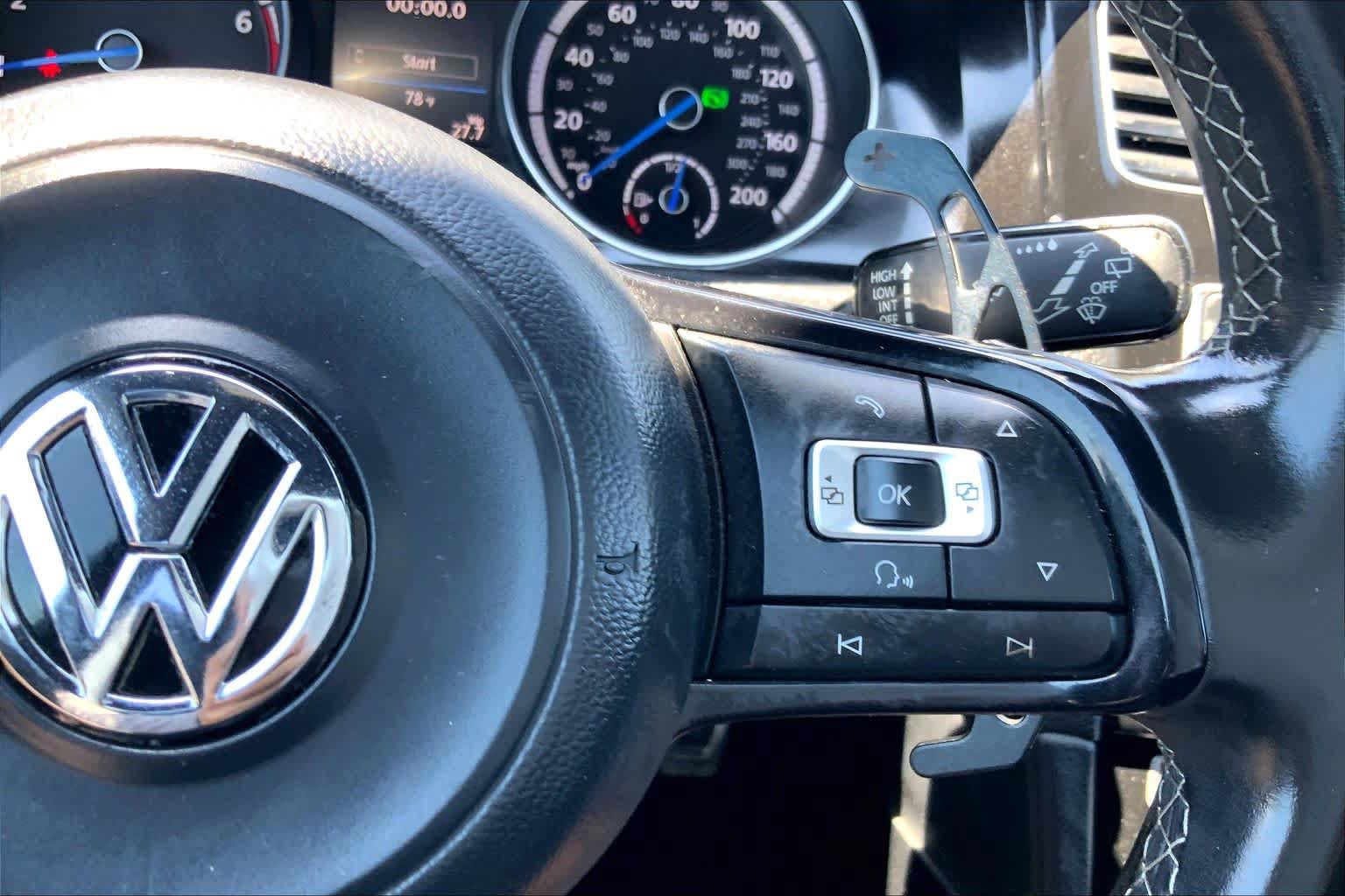 Used 2017 Volkswagen Golf R 4-Door AWD/4WD image 24