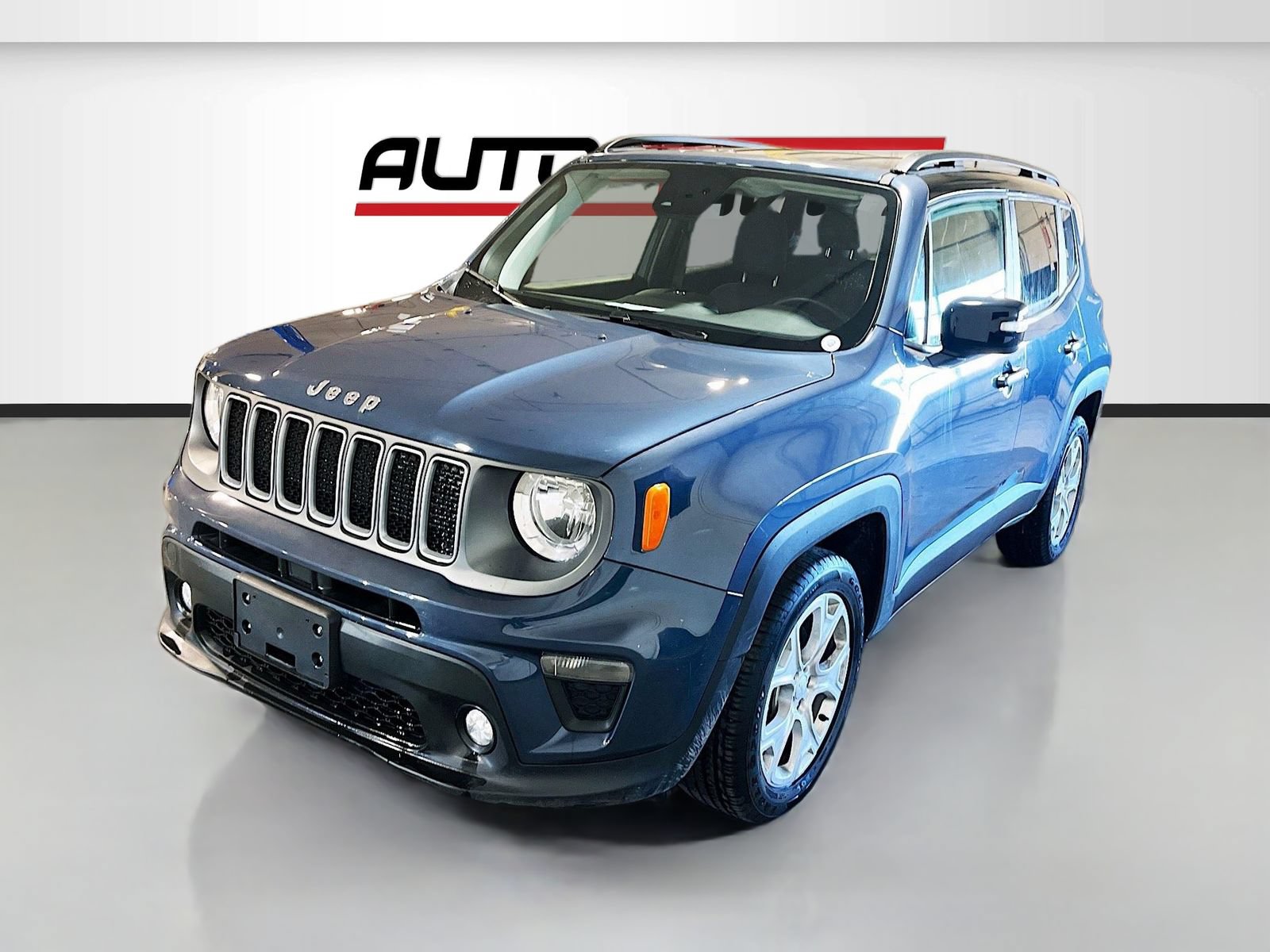 Used 2023 Jeep Renegade Limited AWD/4WD image 3