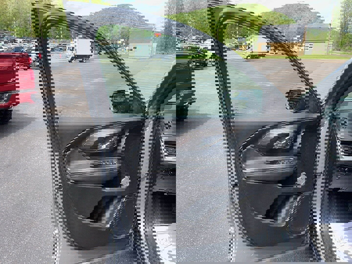 Used 2023 GMC Terrain SLE image 11