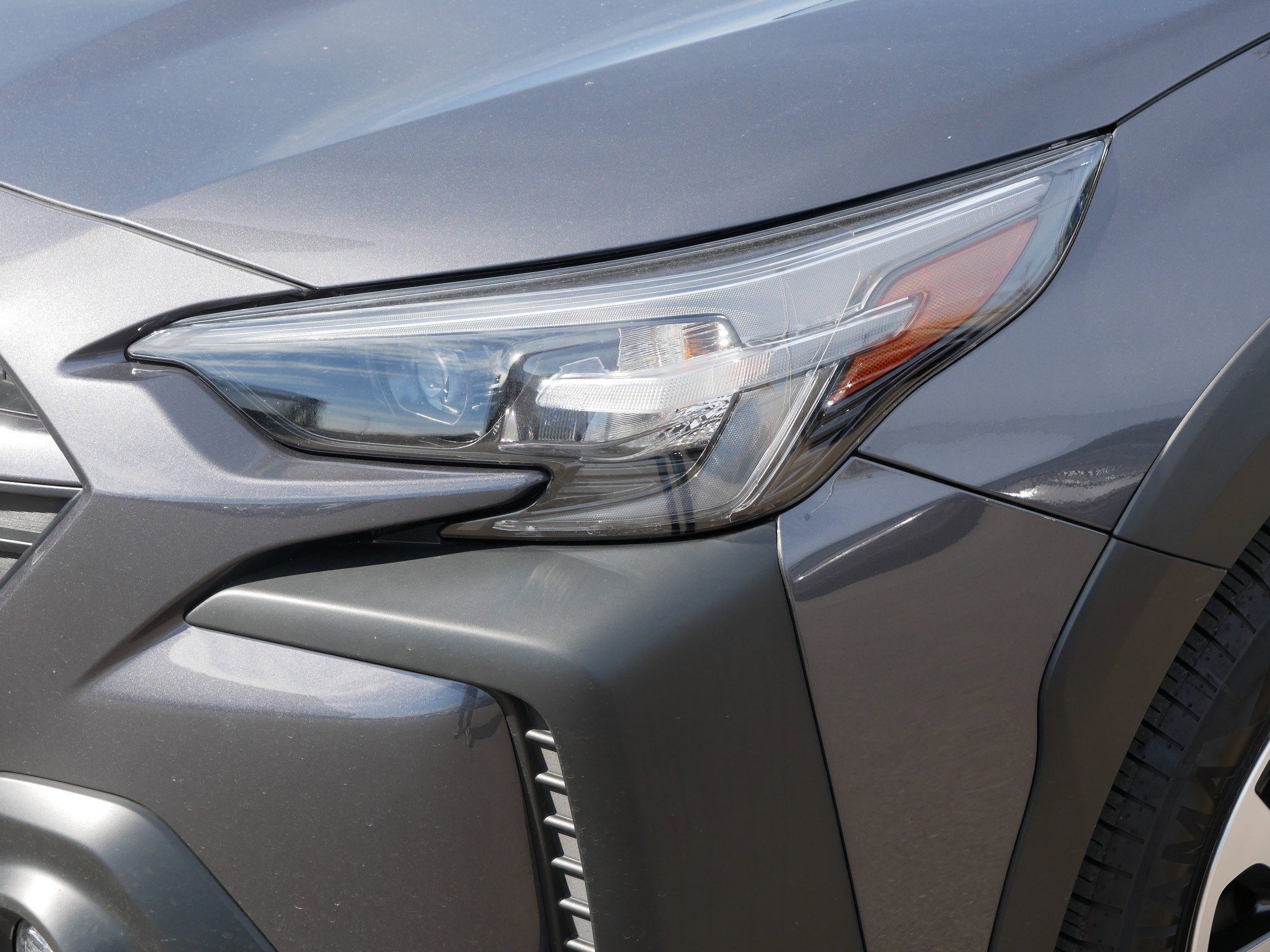 Certified 2025 Subaru Outback Premium AWD/4WD image 16