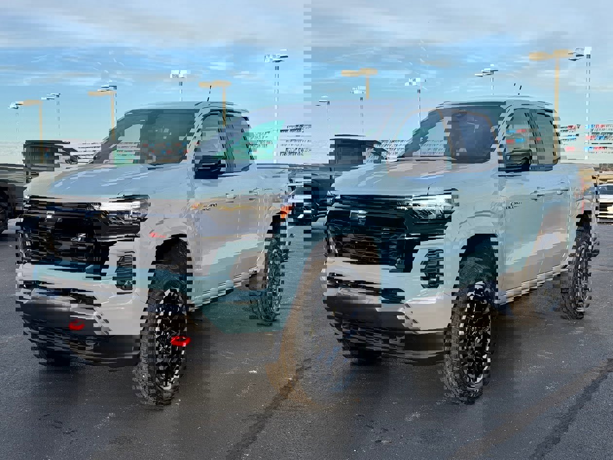 New 2026 Chevrolet Colorado Z71 w/ Z71 Convenience Package 2